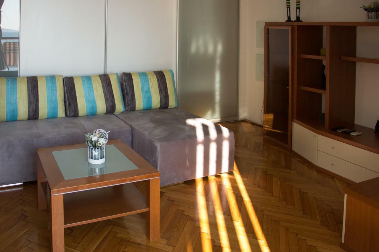 Studio Apartman Dida Bozo Сень Экстерьер фото