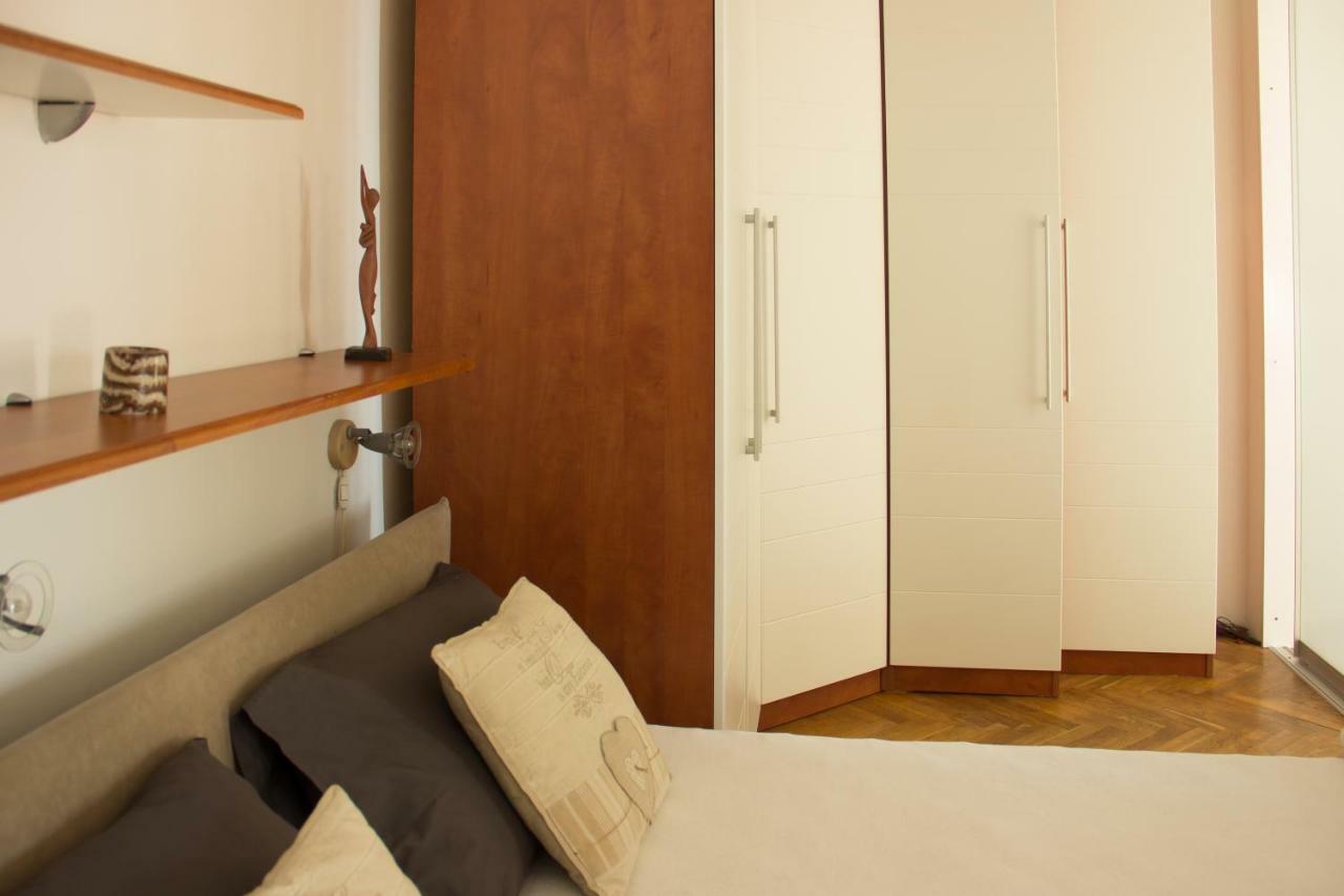 Studio Apartman Dida Bozo Сень Экстерьер фото