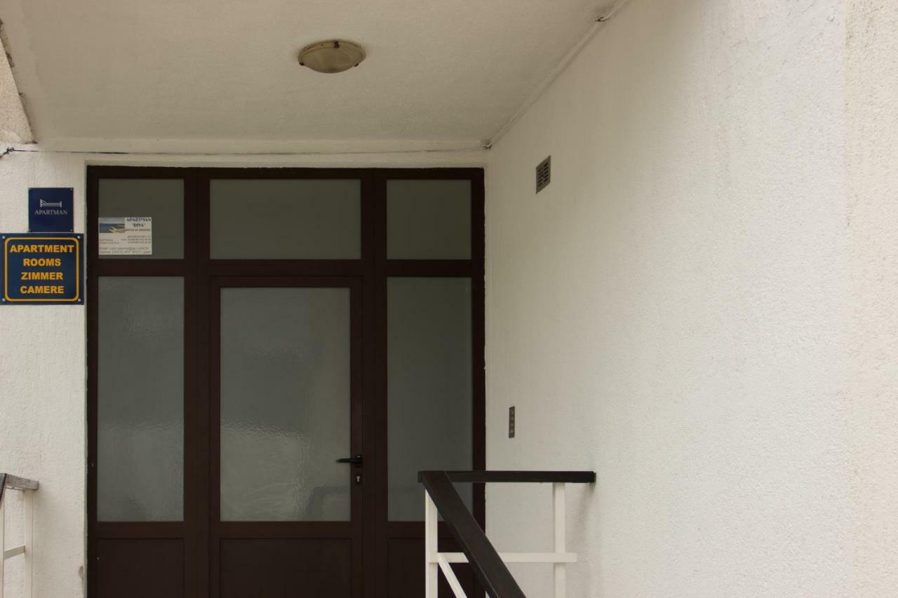 Studio Apartman Dida Bozo Сень Экстерьер фото