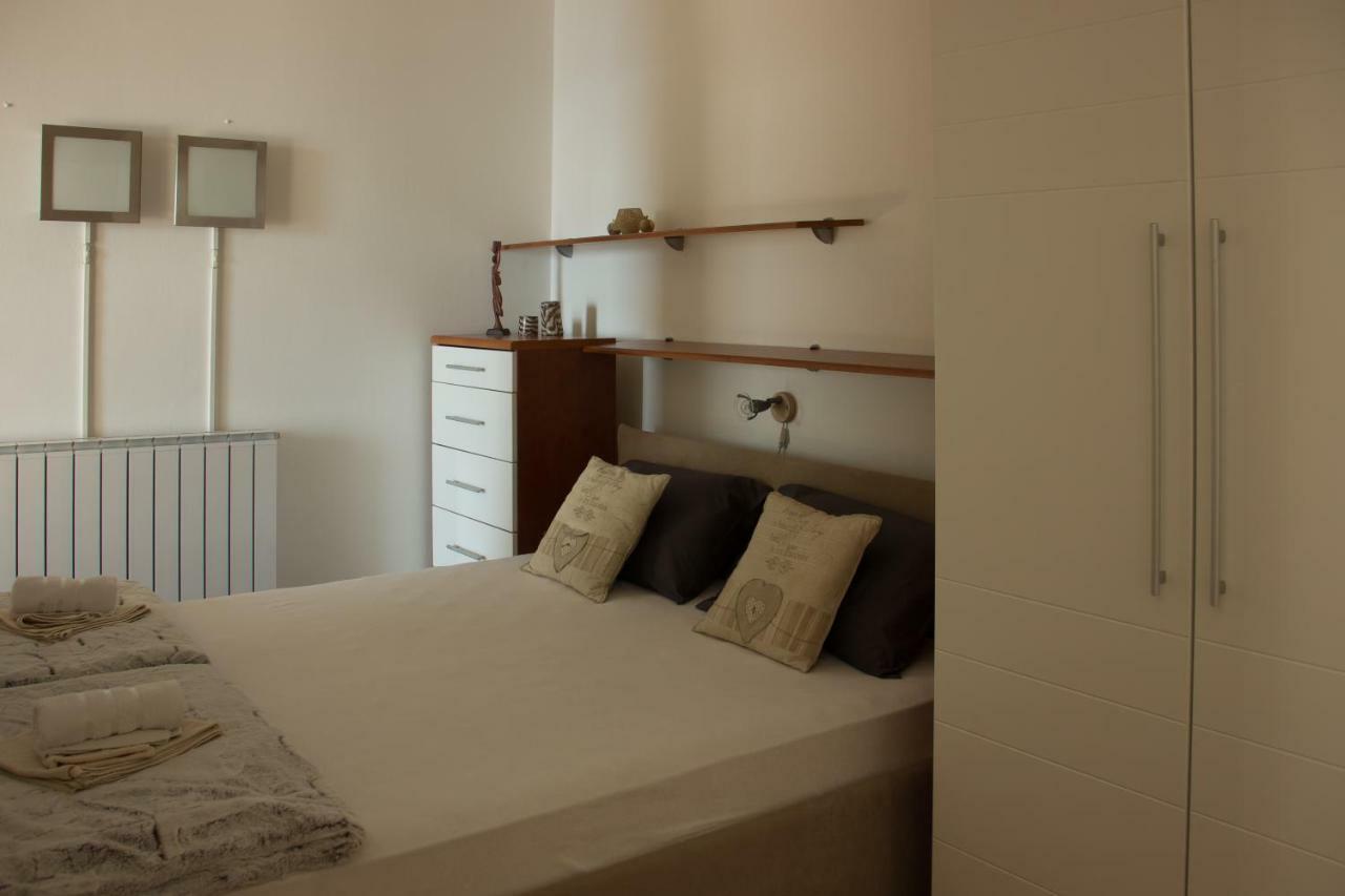 Studio Apartman Dida Bozo Сень Экстерьер фото